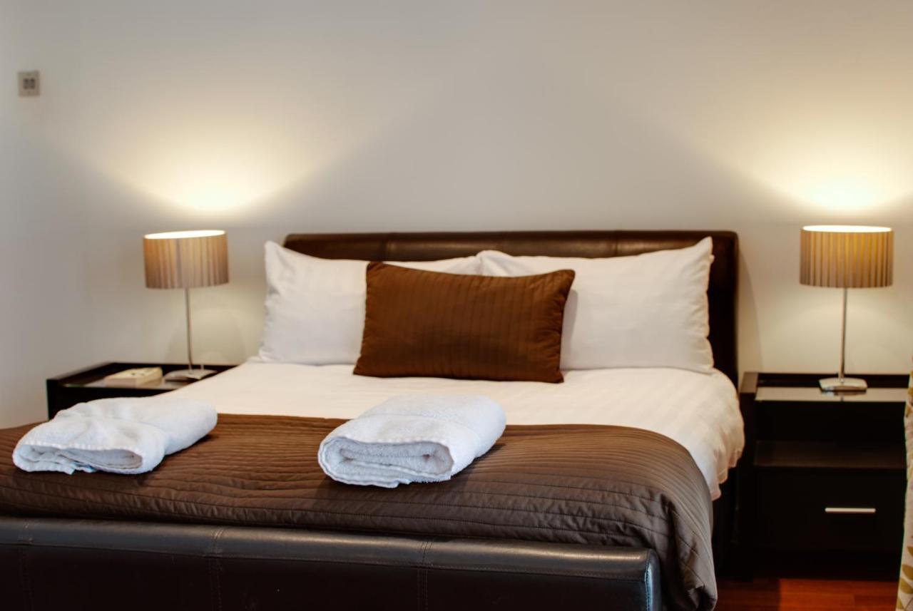 Base Serviced Apartments - Sir Thomas Street Liverpool Exterior foto